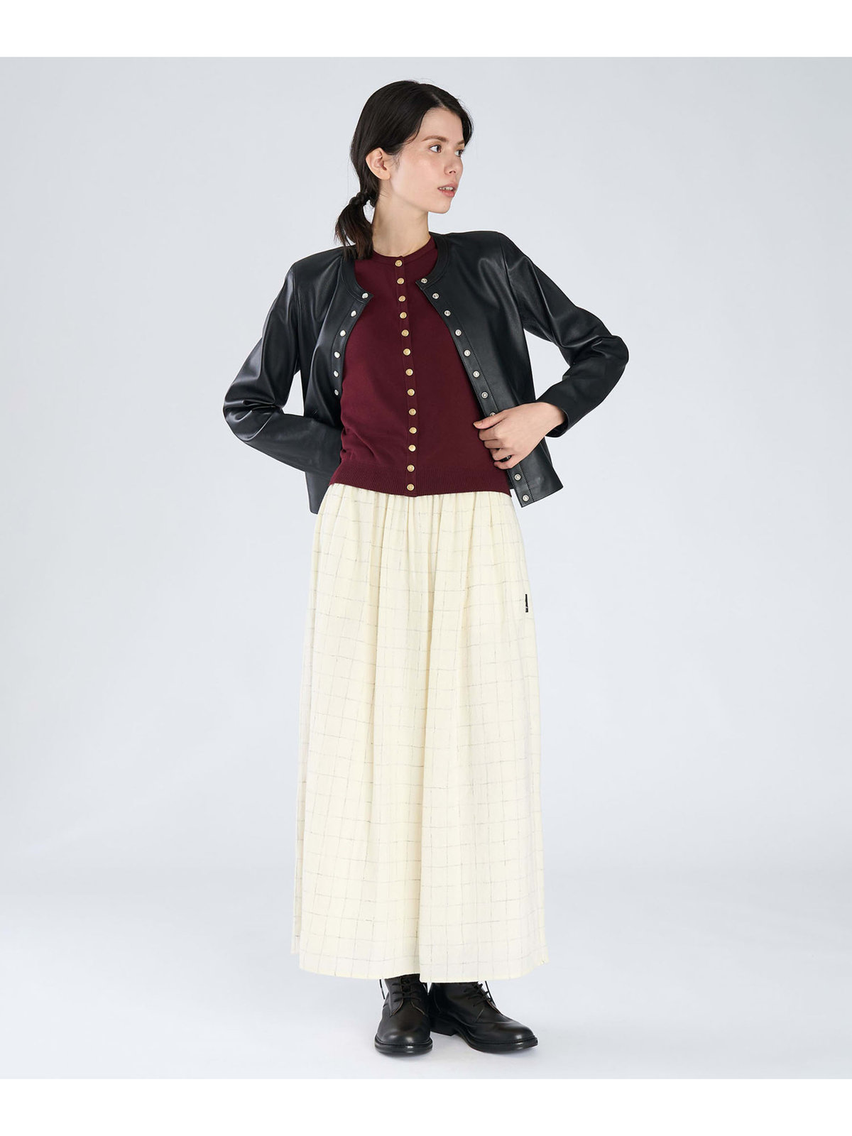 FEMME ウィメンズ "b."ロゴ刺繍 コットンニット 半袖 カーディガンプレッション "Swing" ボルドー