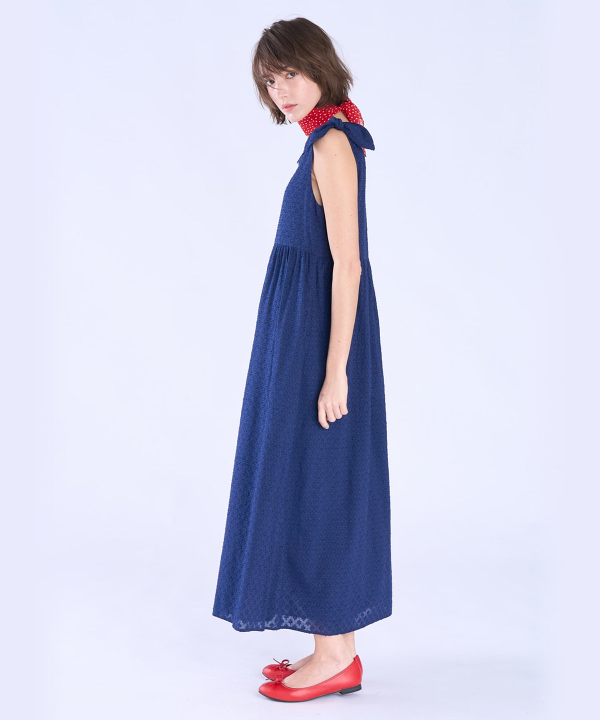 To b. by agnès b. フラワー コットン カット ジャカード ワンピース ネイビー