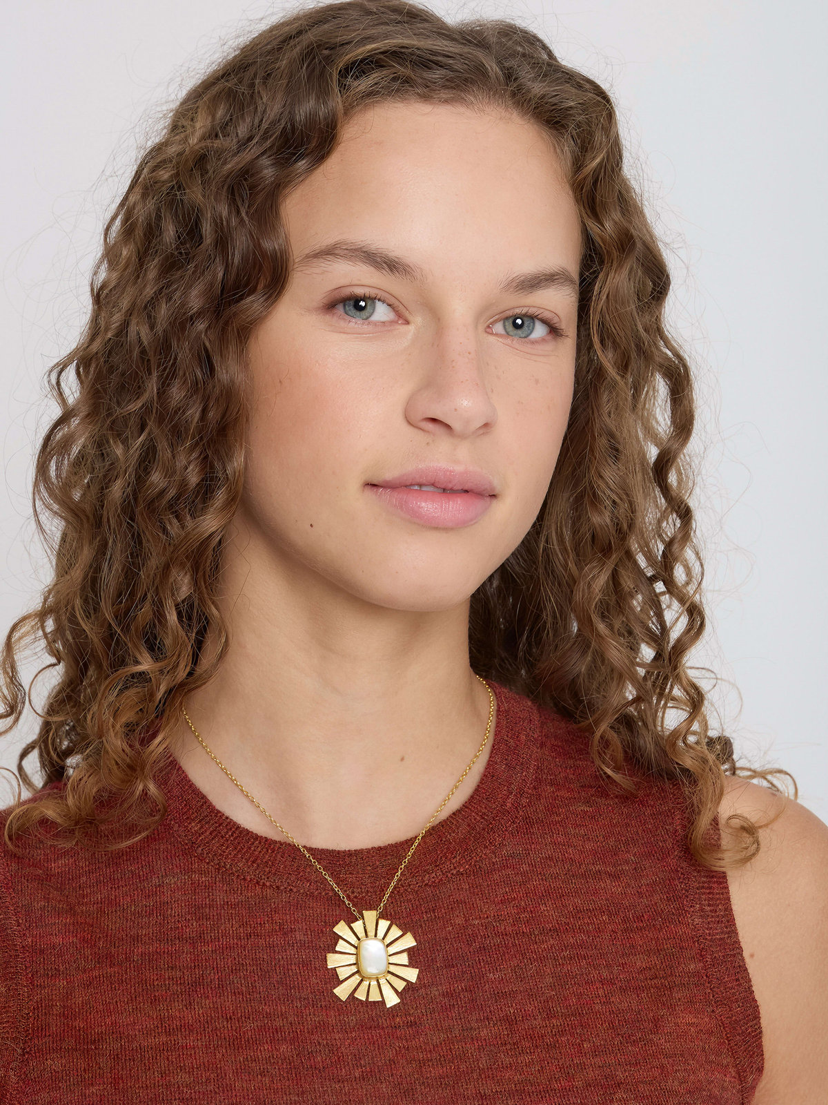 FEMME ウィメンズ MOP ネックレス ”Polly” ゴールド