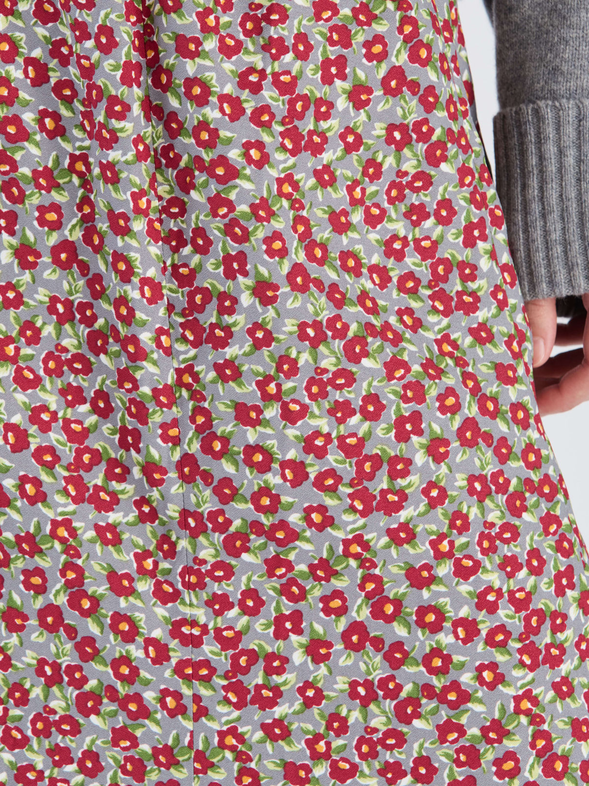 To b. by agnès b. 【Outlet】フラワープリントスカート ボルドー