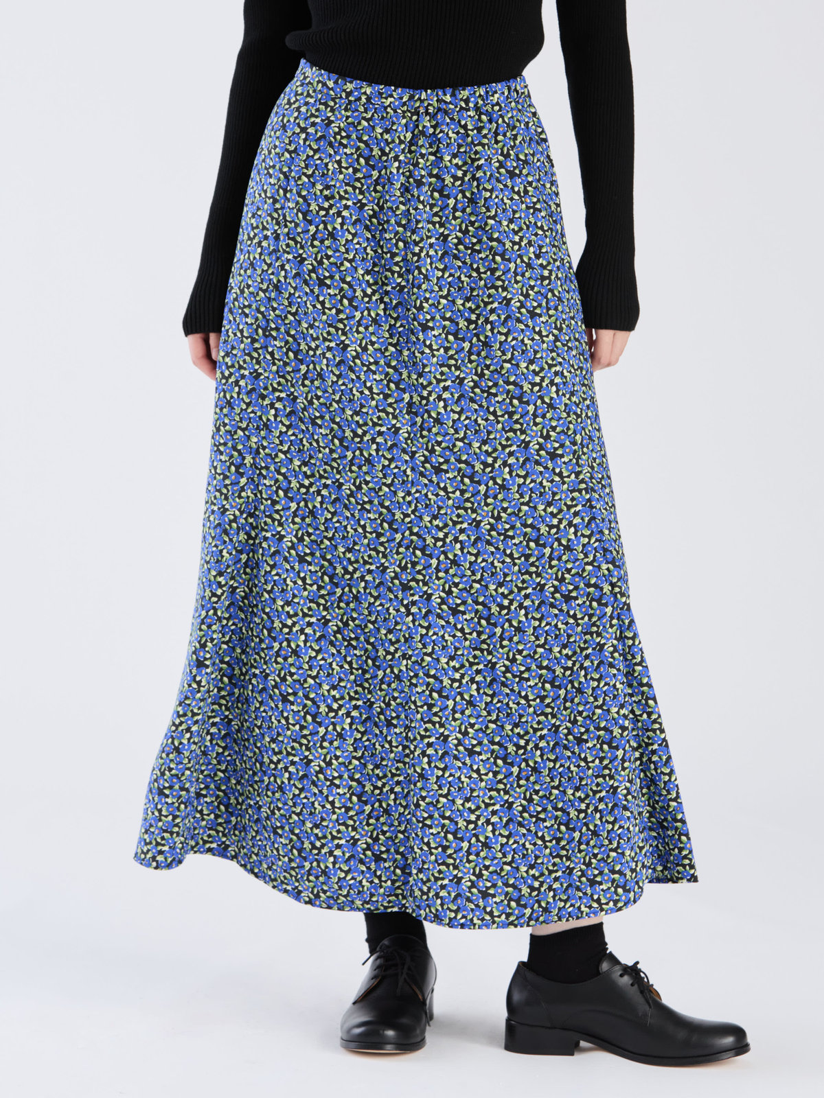 To b. by agnès b. 【Outlet】フラワープリントスカート ブルー