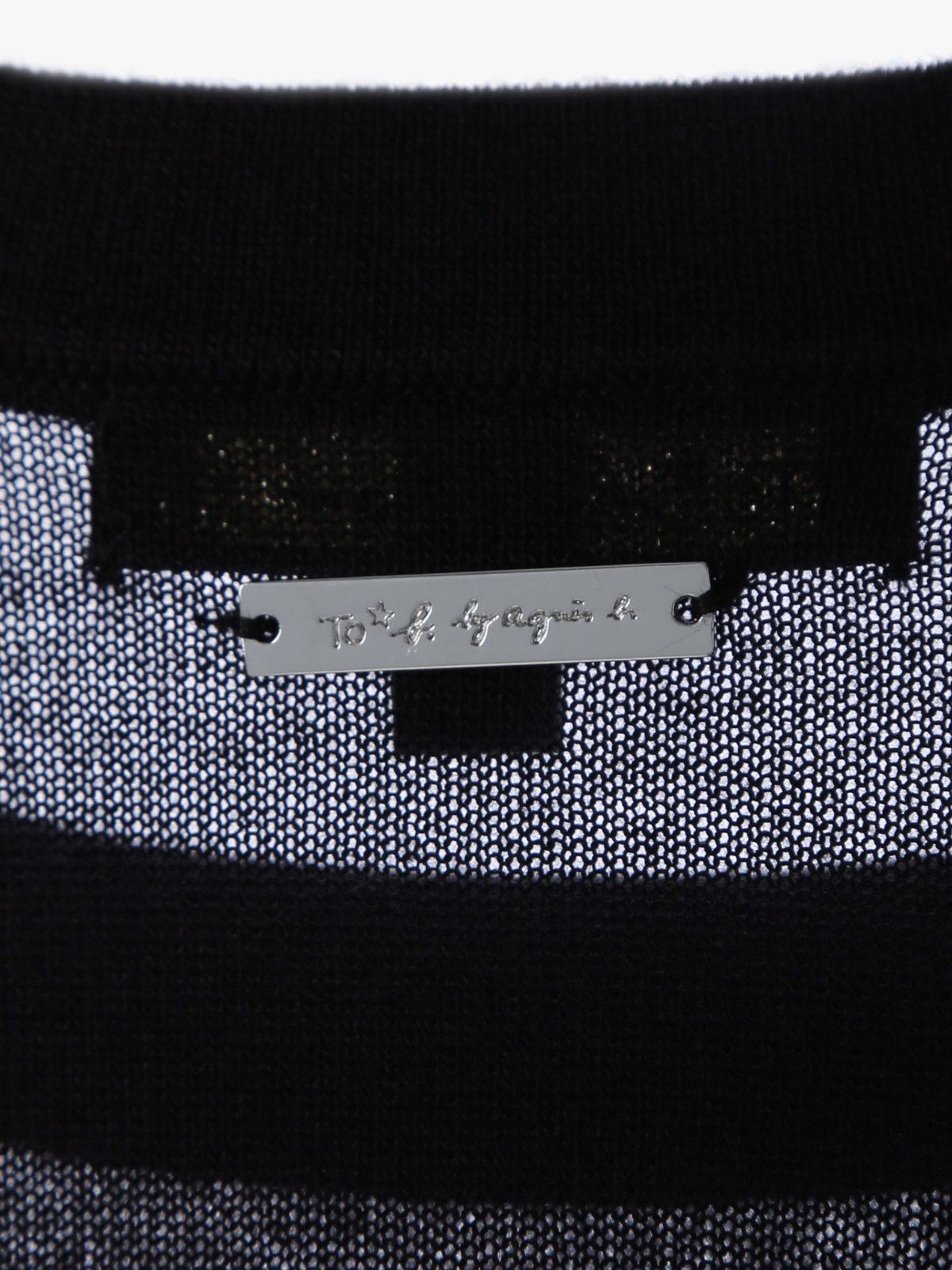 To b. by agnès b. 【Outlet】シアー ニット メッセージ プルオーバー "j'adore paris" ブラック