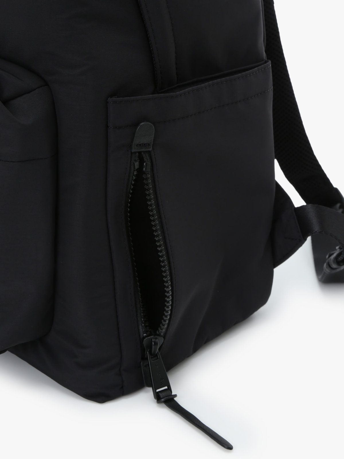 VOYAGE メンズ バッグ＆ウォレット ナイロン ミディアム バックパック ”Trip”  ZAH01-02 ブラック