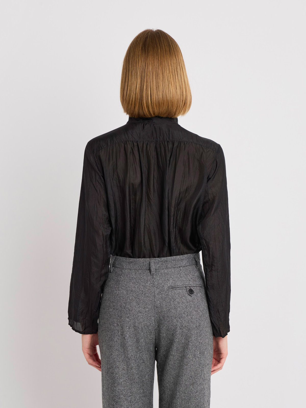 FEMME ウィメンズ シルク スタンドカラー 長袖 ブラウス ”Josepha” ブラック