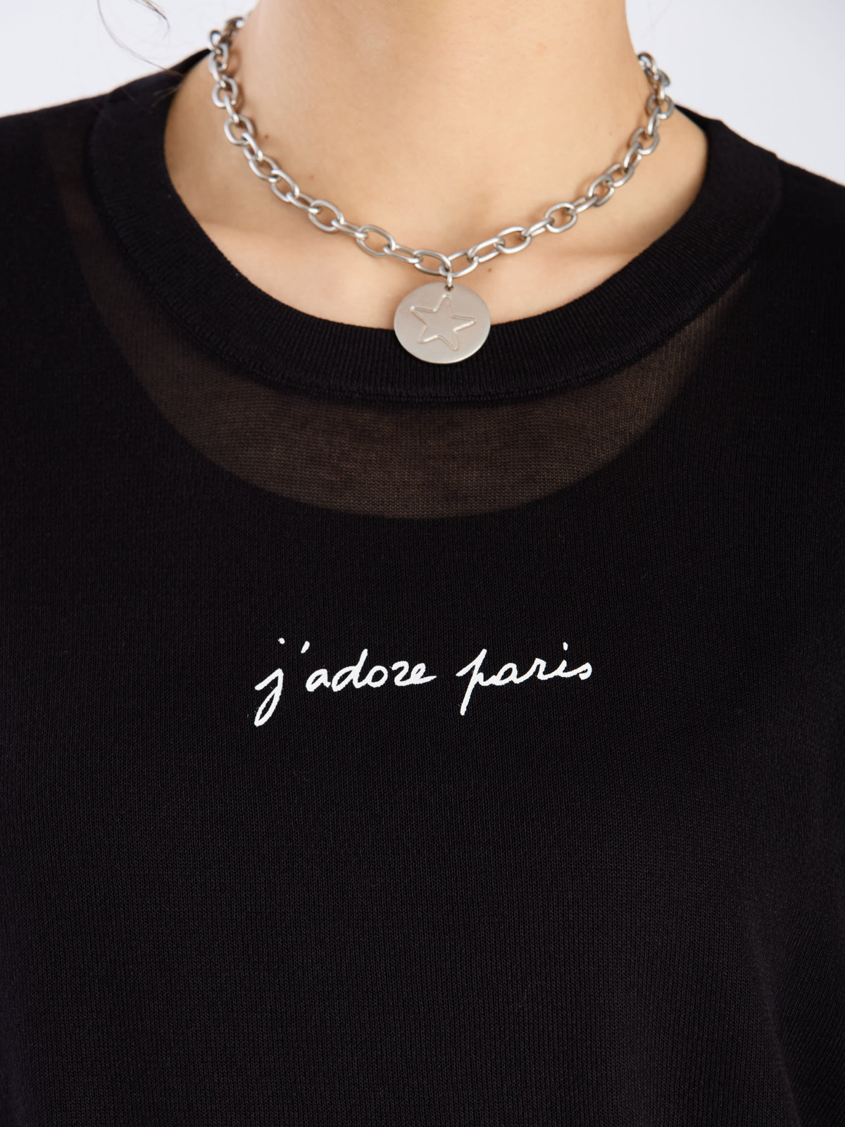 To b. by agnès b. 【Outlet】シアー ニット メッセージ プルオーバー "j'adore paris" ブラック