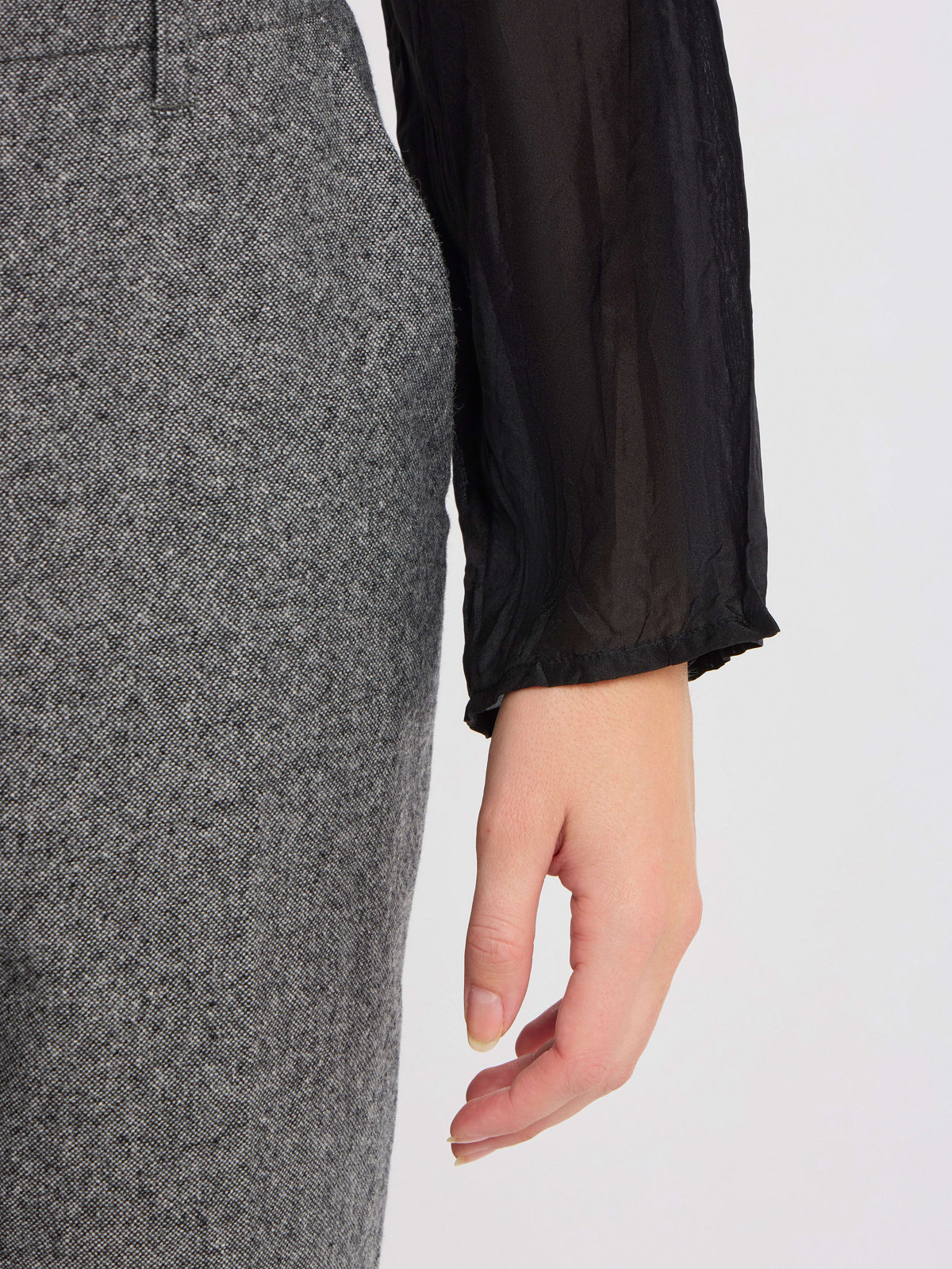 FEMME ウィメンズ シルク スタンドカラー 長袖 ブラウス ”Josepha” ブラック