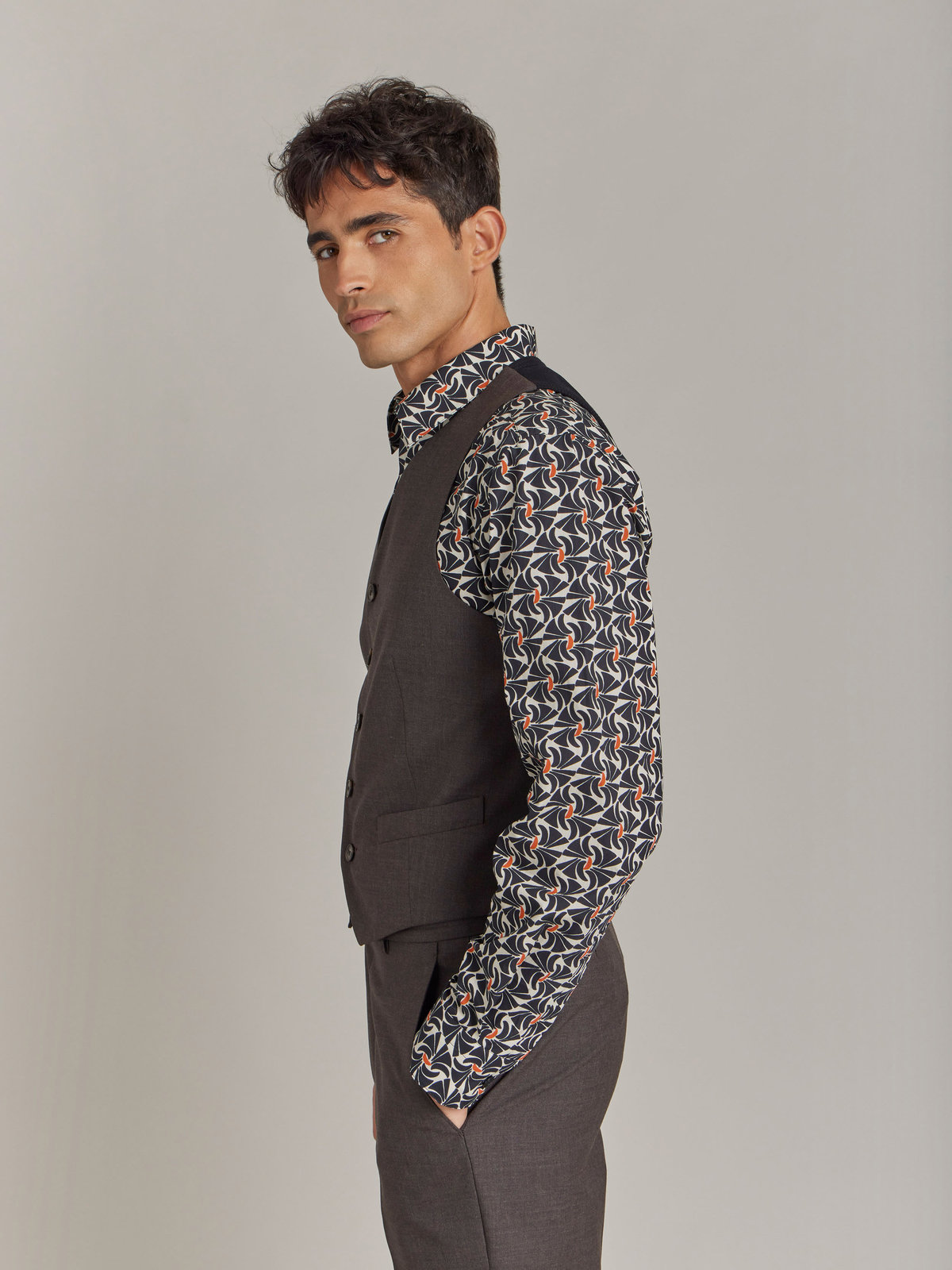 HOMME メンズ 【Outlet】UBO9 GILET ジレ シルバー系その他