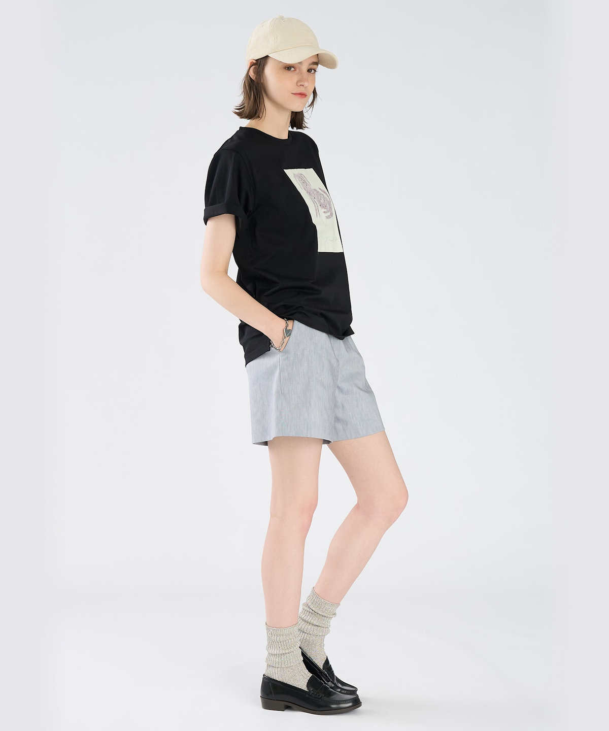 To b. by agnès b. Dog T オーガニックコットン 半袖 アーティストTシャツ ブラック