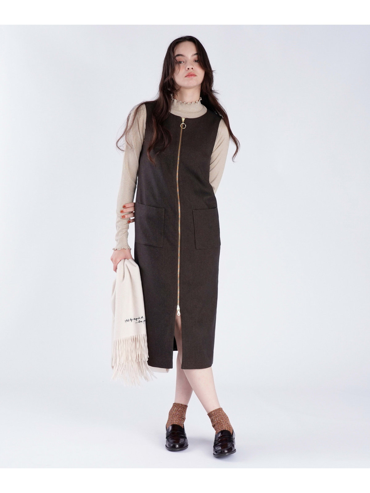 To b. by agnès b. 【Outlet】フロントジッパー ロング ジャンパーワンピース ブラウン