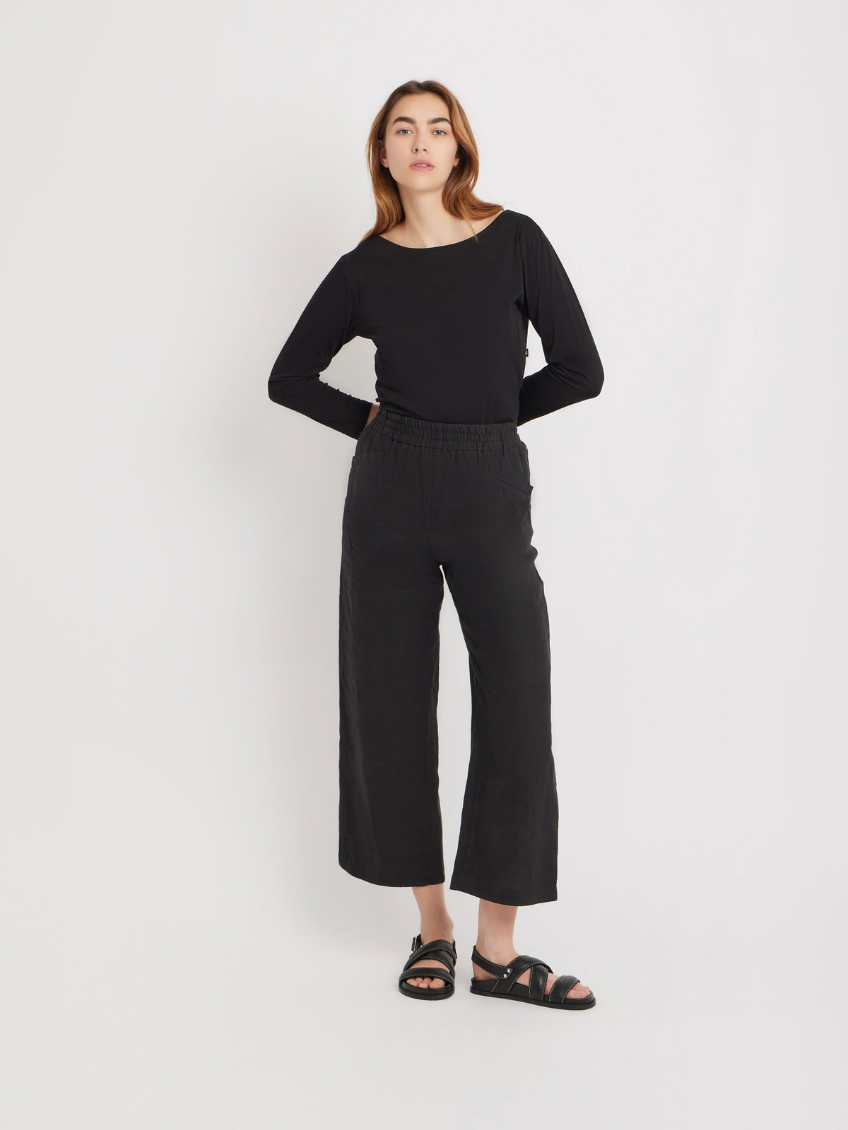 FEMME ウィメンズ リネン ロング ワイドパンツ ”New Moulin” ブラック