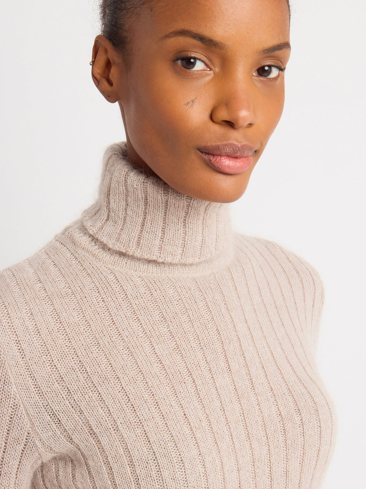 FEMME ウィメンズ 【Outlet】リブ タートルネック 長袖 ニット プルオーバー "Siberie" ベージュ