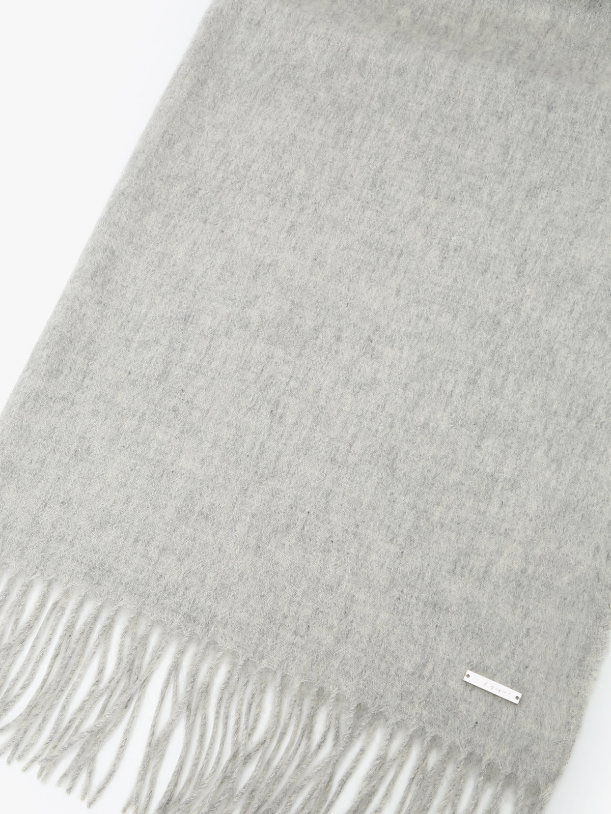 To b. by agnès b. 【Outlet】ロゴプレート カシミヤ ウール マフラー ライトグレー