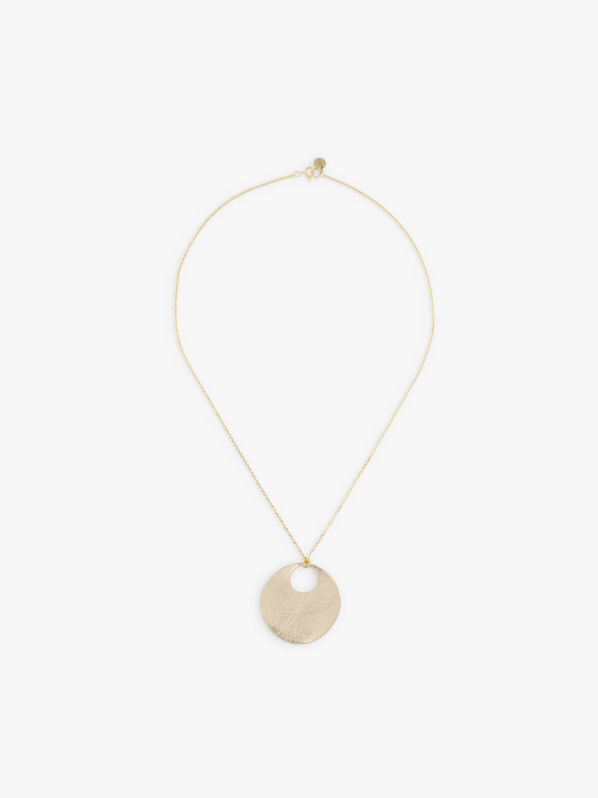 FEMME ウィメンズ 【Outlet】スクラッチ加工 ラウンドメダイ ネックレス "Lotus" ゴールド