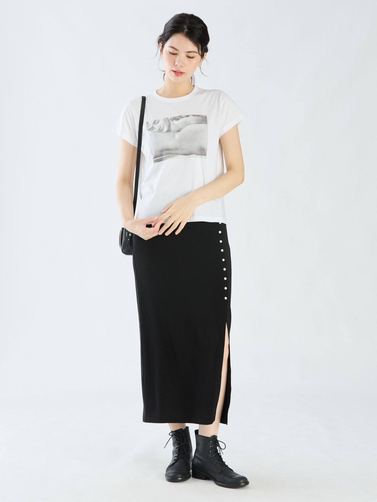 FEMME ウィメンズ SEI3 TS BRANDO アーティスト Tシャツ ホワイト