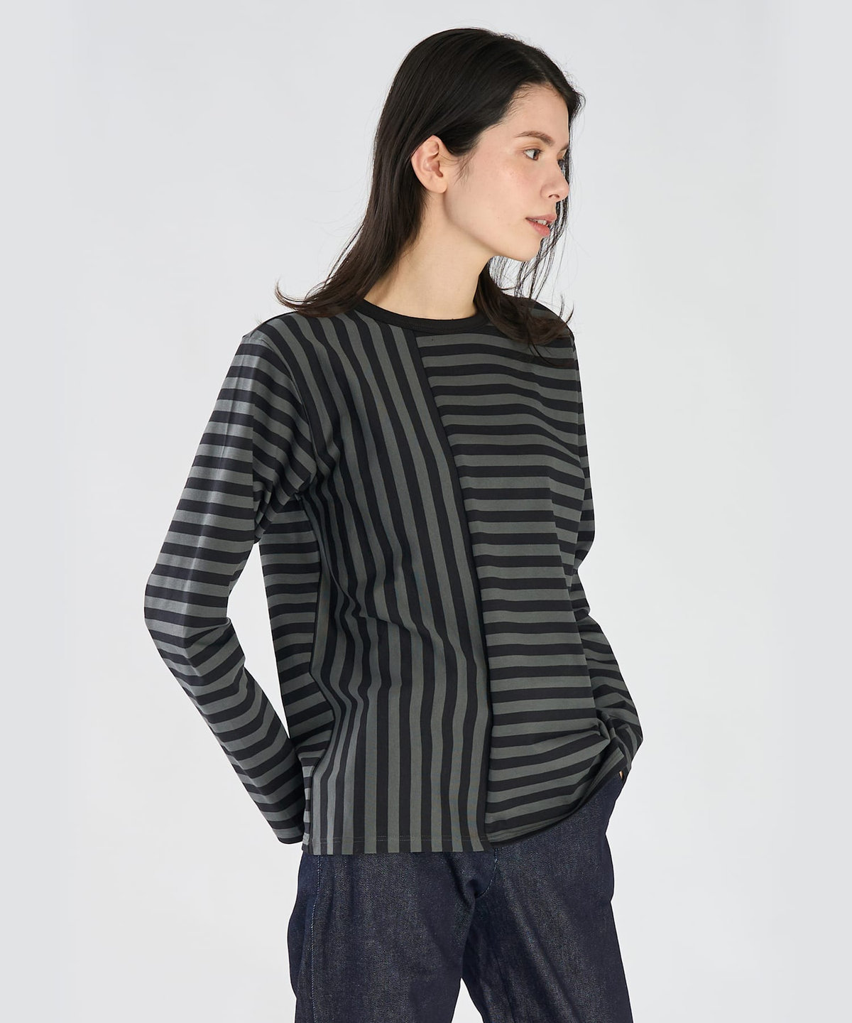 FEMME ウィメンズ 【by R 限定品】agnes b. 細ボーダーxストライプ コットン 長袖 Tシャツ "Haru" グレー系その他