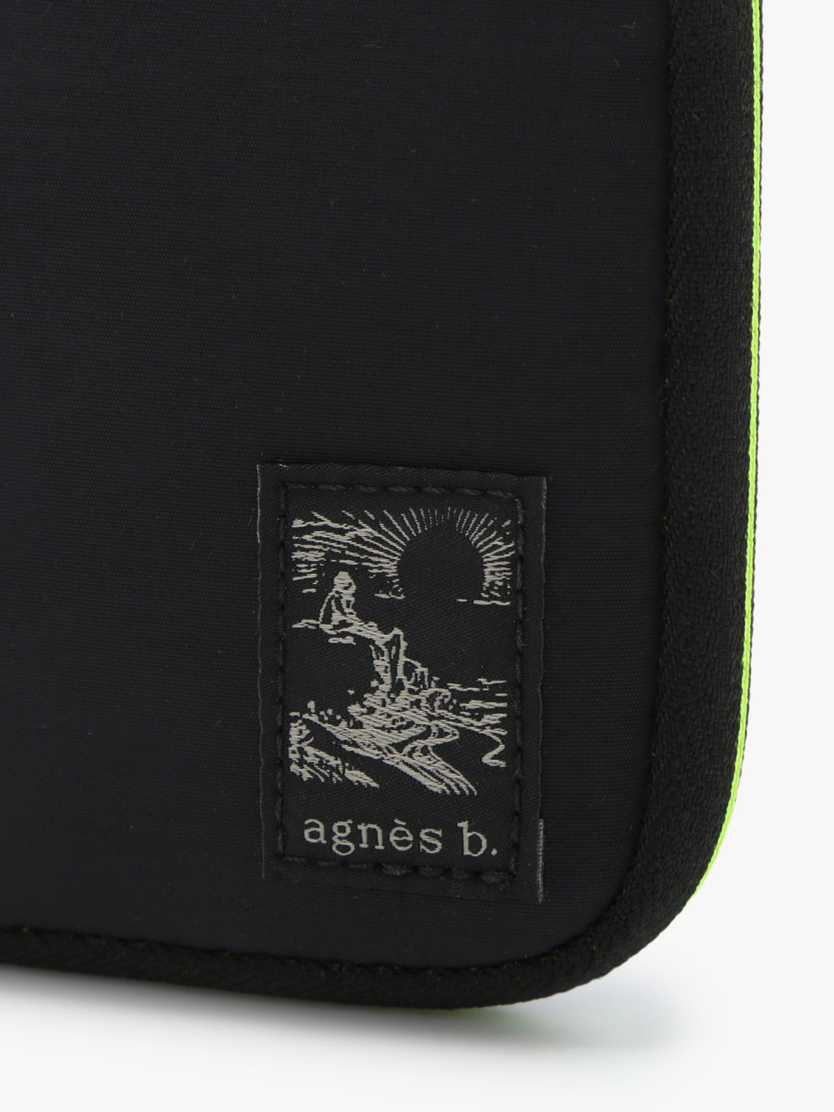 VOYAGE メンズ バッグ＆ウォレット ナイロン ラウンドジップ 二つ折り ウォレット ”Trip” ZAH02-01 ブラック