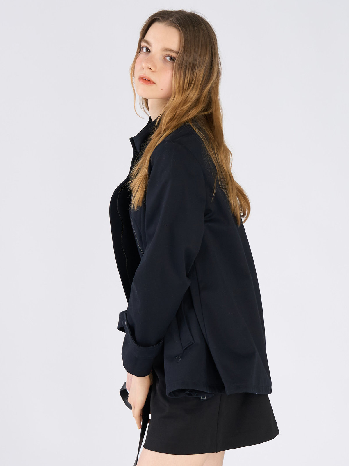 To b. by agnès b. コットン スタンドカラー ジップアップ ショートコート ネイビー