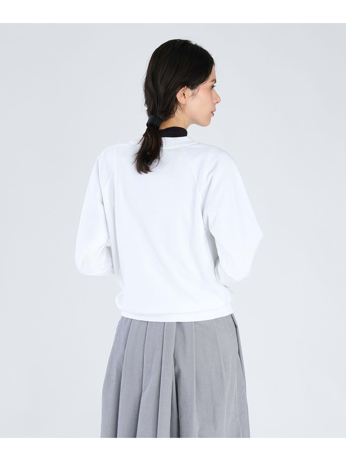 FEMME ウィメンズ 刺繍 コットン 長袖 スウェット ”Senga” ホワイト
