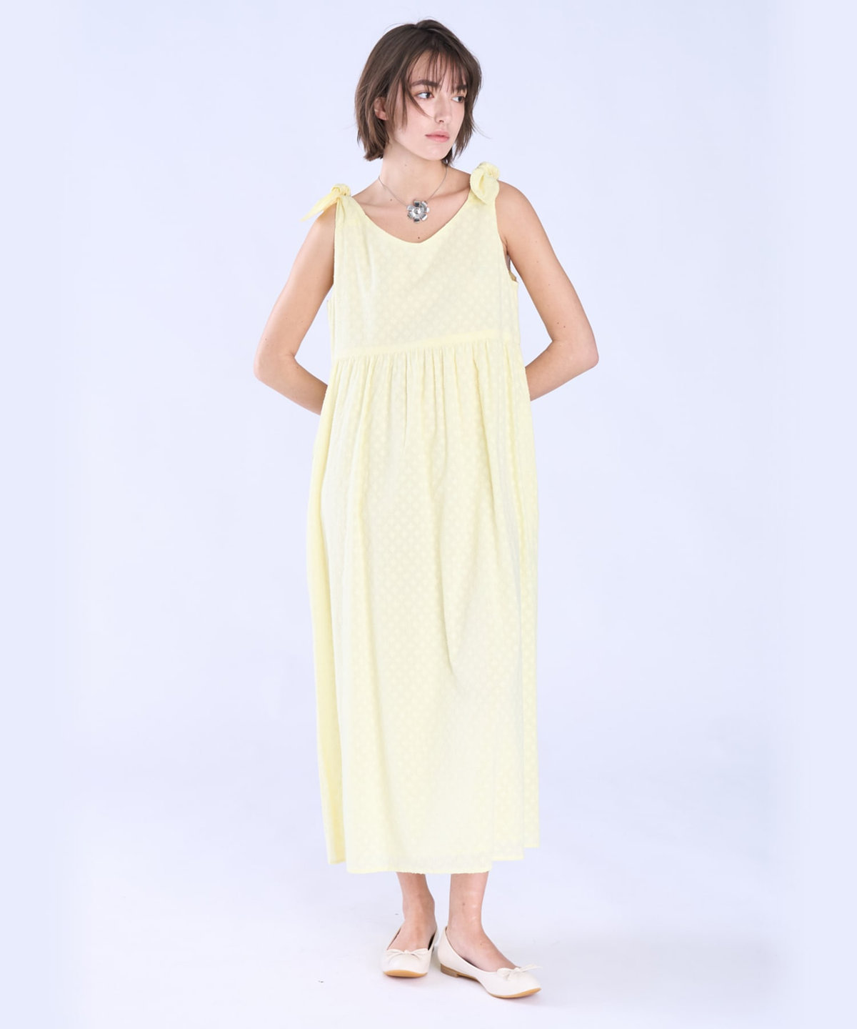 To b. by agnès b. フラワー コットン カット ジャカード ワンピース イエロー