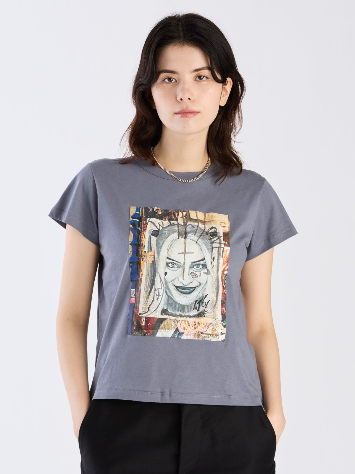 FEMME ウィメンズ SEV1 TS BRANDO アーティストTシャツ LT66 Art グレー