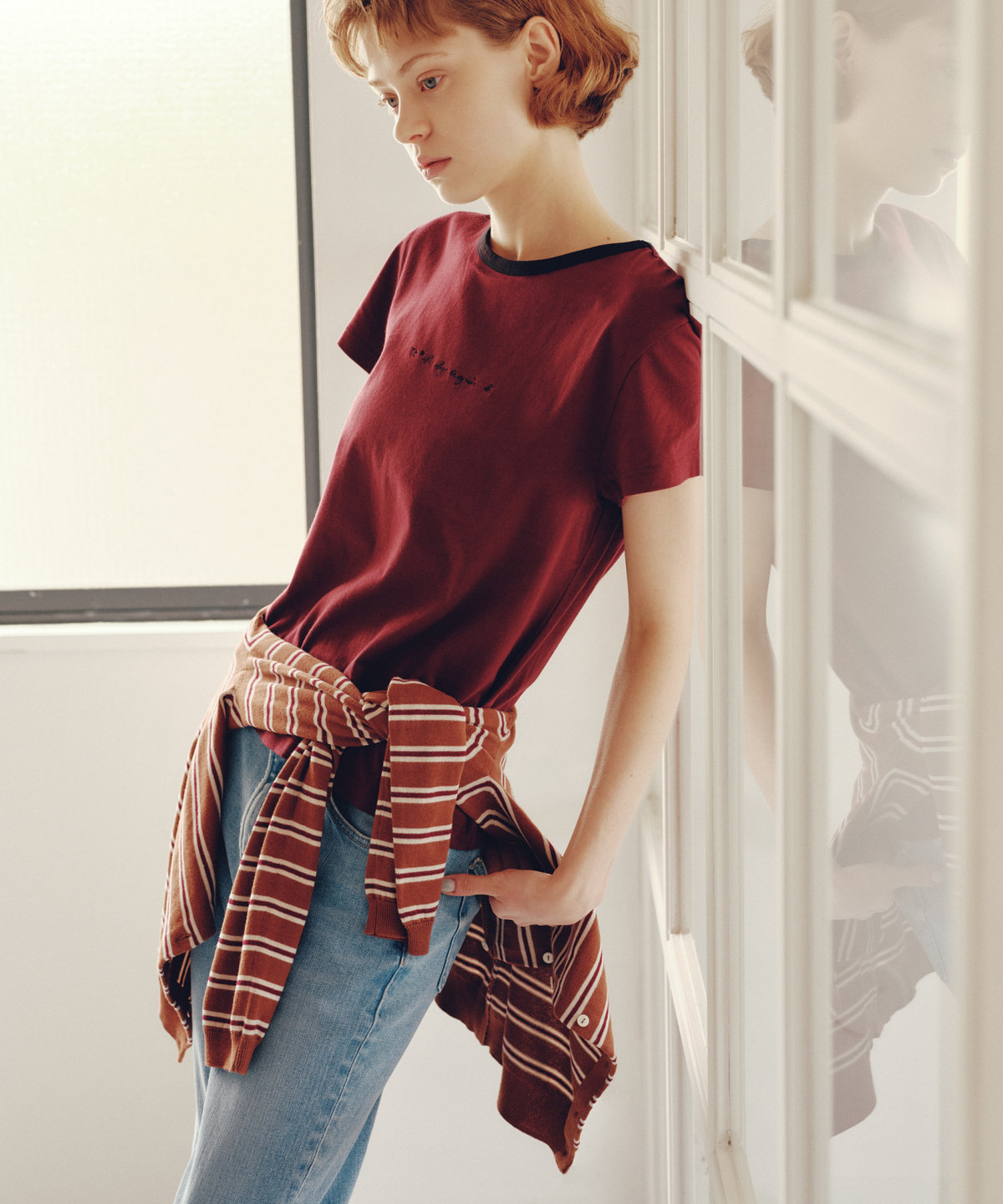 To b. by agnès b. To b. by agnes b.× green label relaxing ロゴ刺繍 オーガニックコットン リンガーTシャツ ボルドー