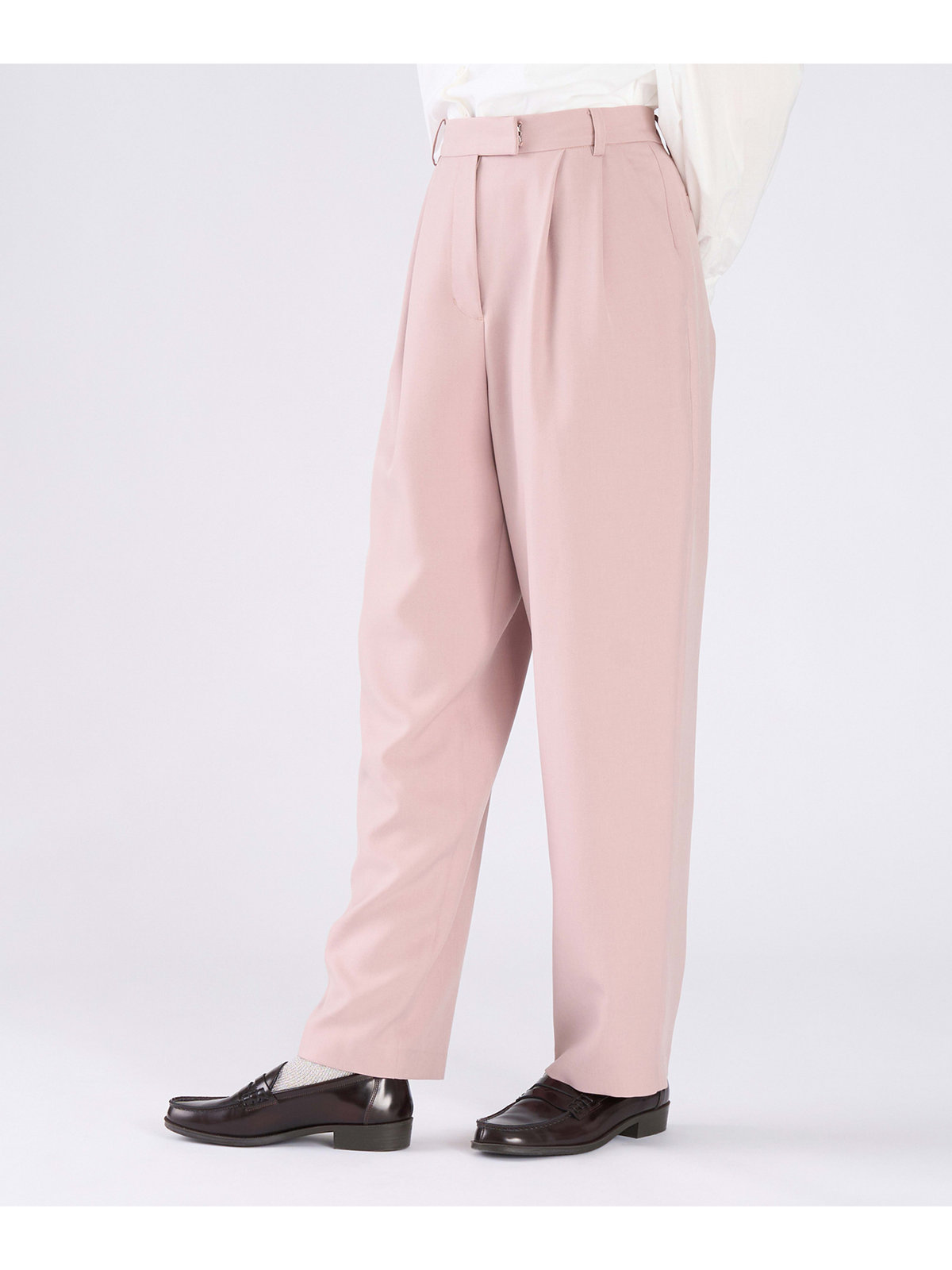 To b. by agnès b. ツイル ストレッチ タックパンツ ピンク