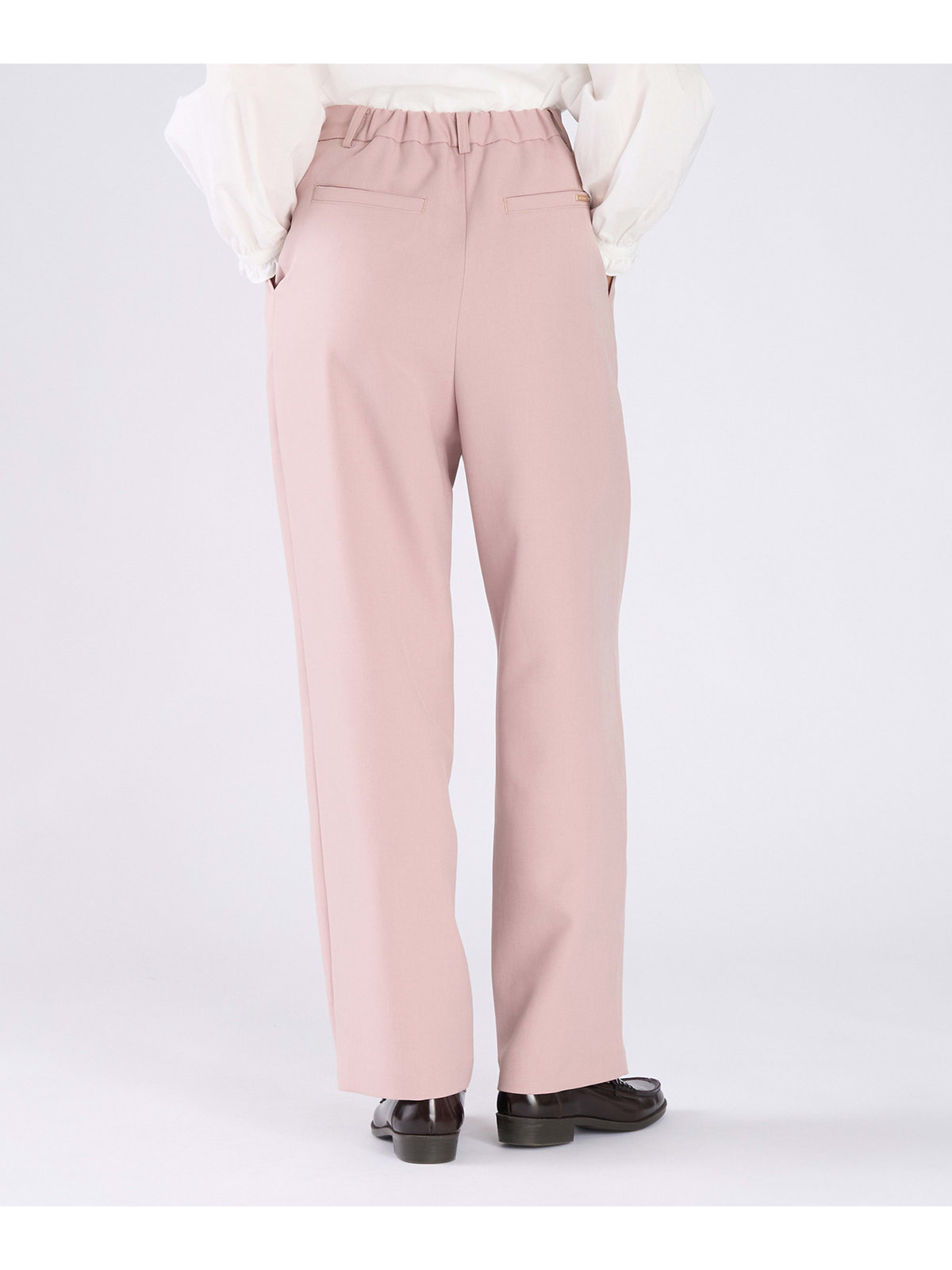 To b. by agnès b. ツイル ストレッチ タックパンツ ピンク