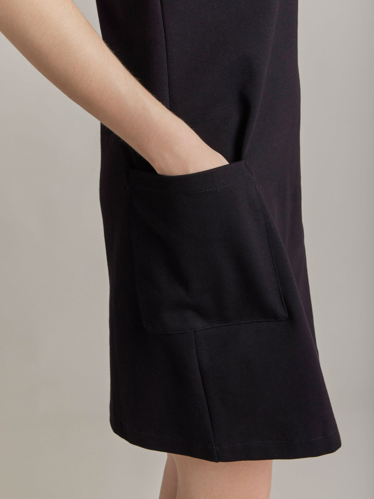 FEMME ウィメンズ 【Outlet】J617 ROBE ワンピースプレッション ブラック