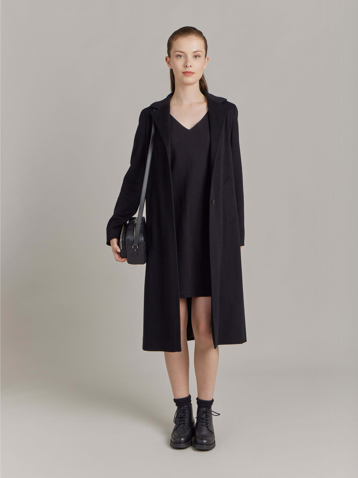 FEMME ウィメンズ 【Outlet】J617 ROBE ワンピースプレッション ブラック