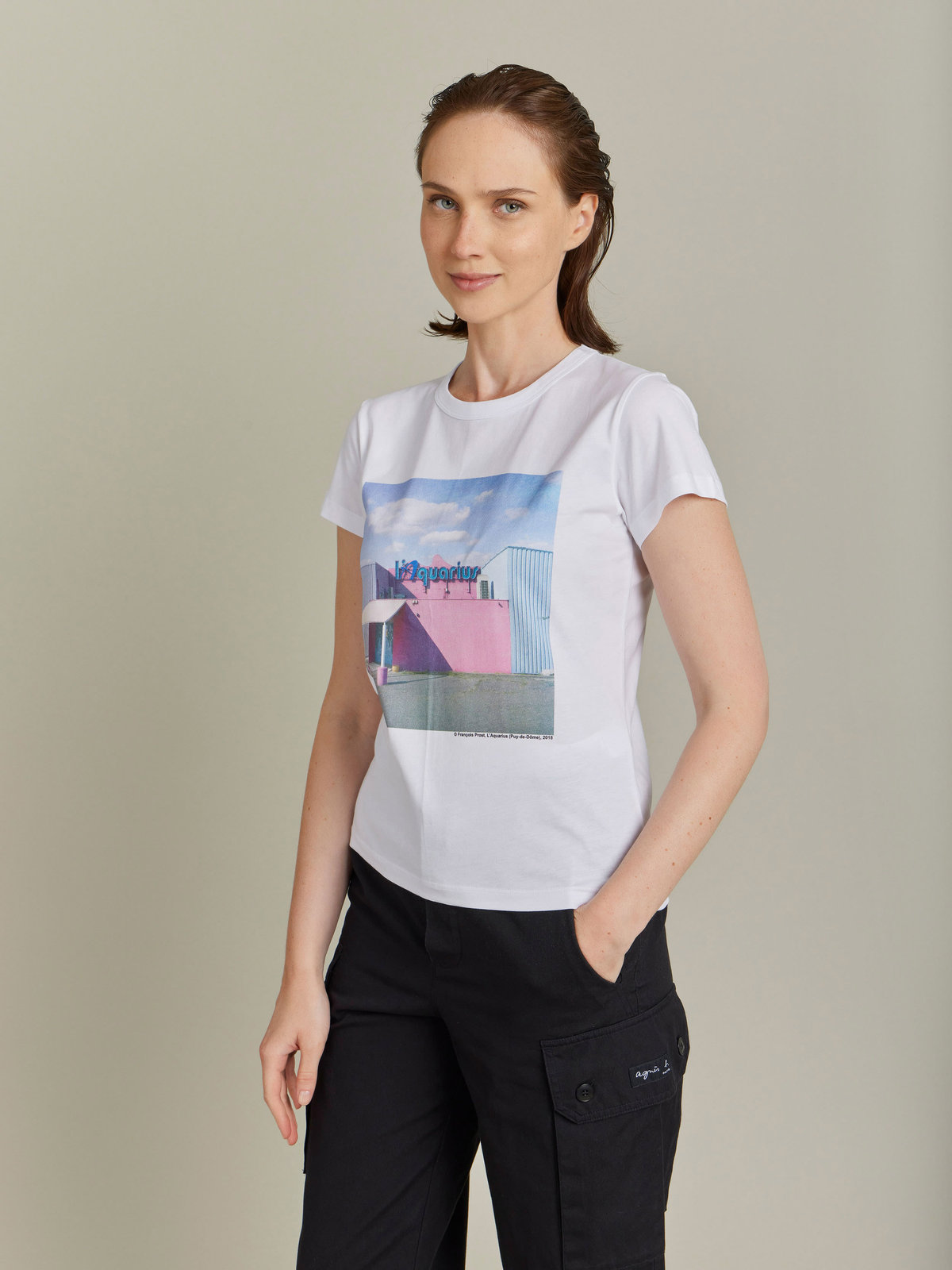 FEMME ウィメンズ プリント コットン 半袖 アーティスト Tシャツ "Francois Prost" ホワイト