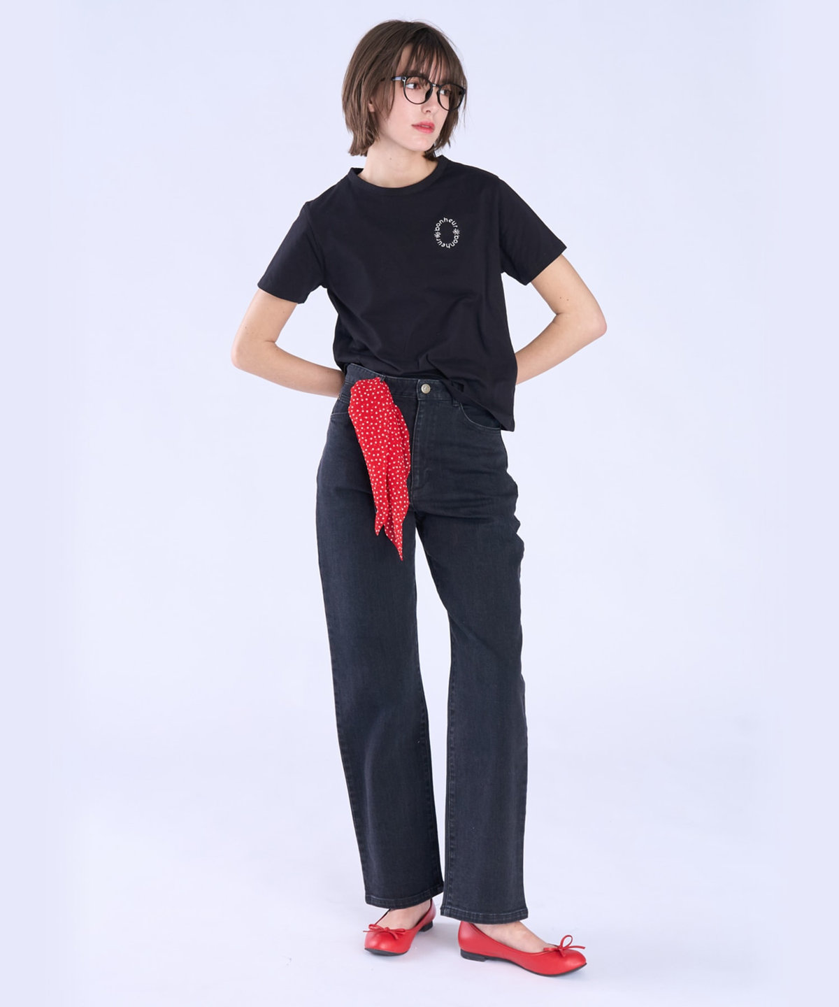 To b. by agnès b. メッセージ 刺繍 コットン 半袖 Tシャツ "Bonheur" ブラック