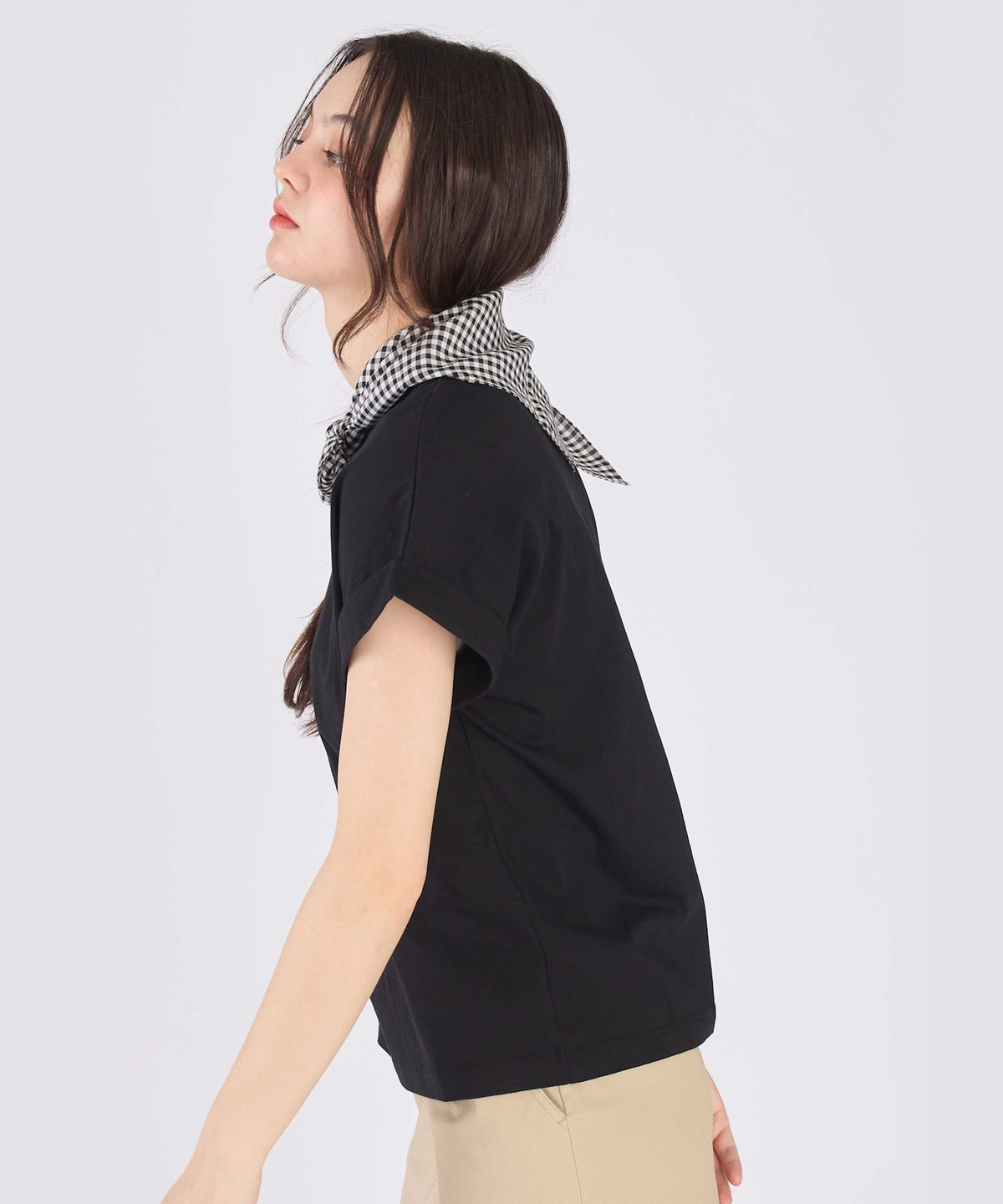 To b. by agnès b. ロゴ プリント コットン マカロン Tシャツ ブラック