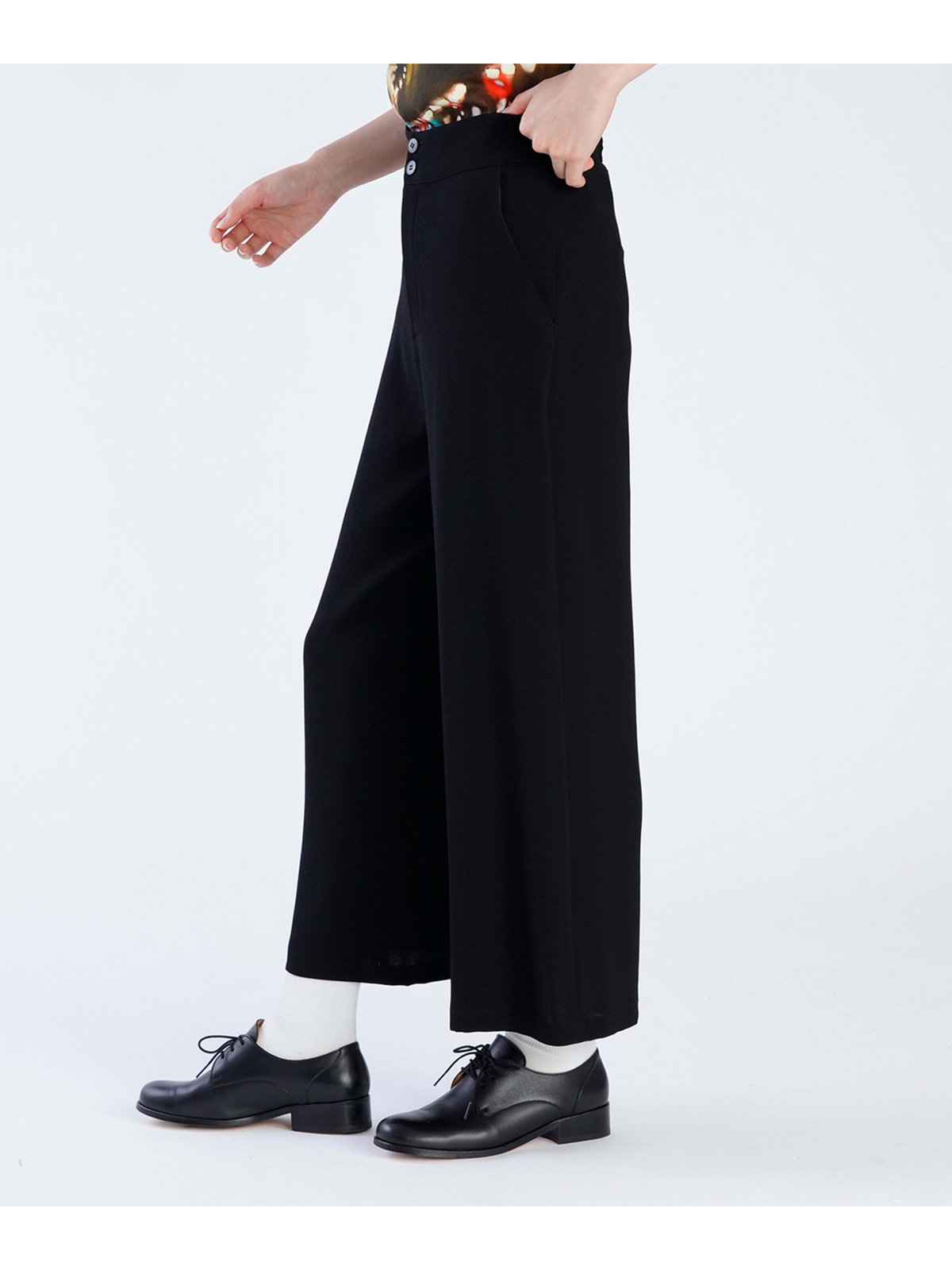 FEMME ウィメンズ ブラック トリアセテート クレープ パンツ ”Tyra” ブラック