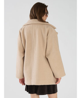 To b. by agnès b. フラッフィー カーリー ピーコート ベージュ