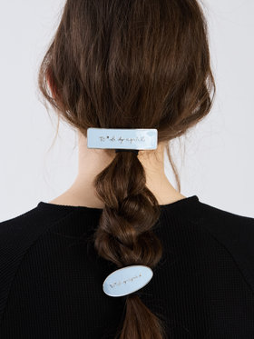 To b. by agnès b. カラー エポキシ ヘアバレッタ ブルー