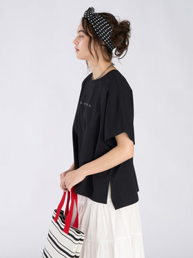 To b. by agnès b. To b. by agnes b. × NEEDBY heritage TO B. OR NOT TO B. BIG TS ブラック