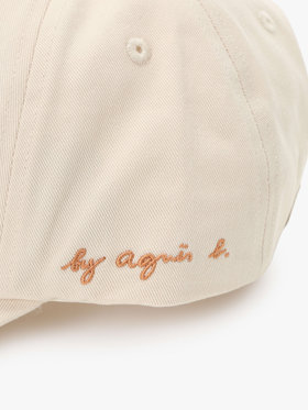 To b. by agnès b. ”To b.” ビッグロゴ 刺繍 キャップ ホワイト
