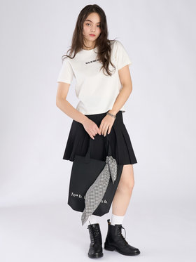 To b. by agnès b. To b. by agnes b. × NEEDBY heritage TO B. OR NOT TO B. MINI TS ホワイト