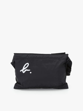 VOYAGE メンズ バッグ＆ウォレット ナイロンショルダーバッグ”Air” XAH03-03 ブラック