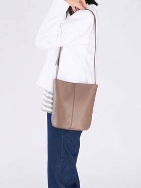 VOYAGE ウィメンズ バッグ＆ウォレット レザー スモール ショルダーバッグ ABS15-01 ブラウン系その他