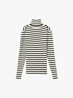 To b. by agnès b. タートルネック ニット プルオーバー ホワイト