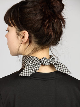 To b. by agnès b. ヴィシーチェック スカーフ ブラック