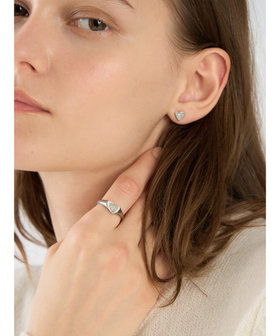 To b. by agnès b. グリッターハート ピアス シルバー