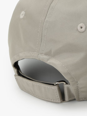 To b. by agnès b. 【Outlet】ロゴ刺繍 キャップ ホワイト