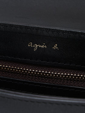 VOYAGE ウィメンズ バッグ＆ウォレット レザー ミディアム ショルダーバッグ”Ingrid” ZAS04-01 ブラック