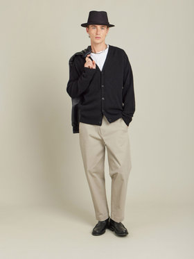 HOMME メンズ 【Outlet】メンズ アルパカ混 Vネック ニット カーディガン ”Edwin” ブラック