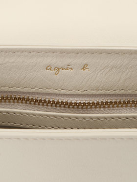 VOYAGE ウィメンズ バッグ＆ウォレット レザー ミディアム ショルダーバッグ”Ingrid” ZAS04-01 オフホワイト