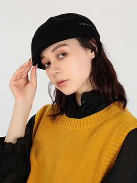 To b. by agnès b. ロゴ 刺繍 ウール ベレー "Love you" ブラック