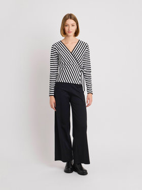 FEMME ウィメンズ ストライプ コットン 長袖 カシュクール トップス ”Zen” ホワイト×ブラック