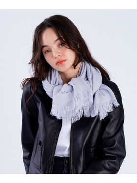 To b. by agnès b. 【Outlet】ロゴ刺繍 ライトウェーブストール グレー